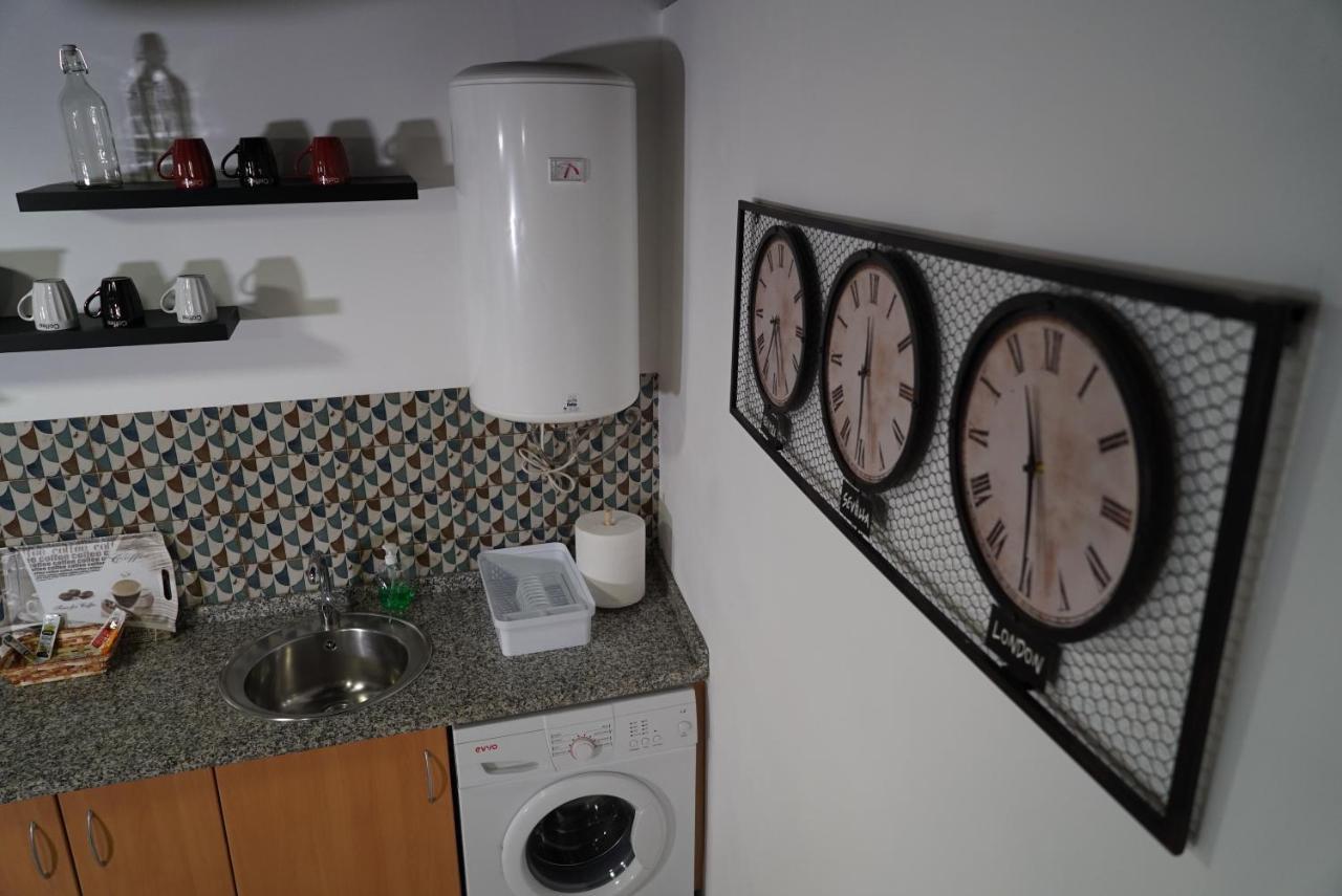 Balcon Giralda Center & Sweet Apartment Sevilla Bagian luar foto