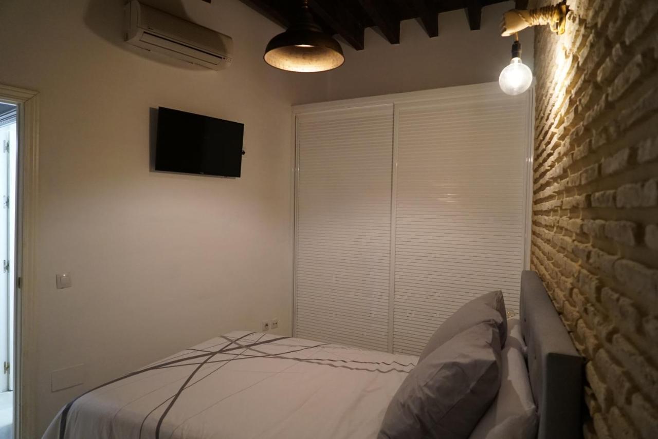 Balcon Giralda Center & Sweet Apartment Sevilla Bagian luar foto