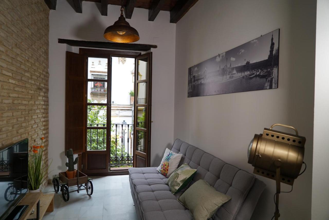 Balcon Giralda Center & Sweet Apartment Sevilla Bagian luar foto