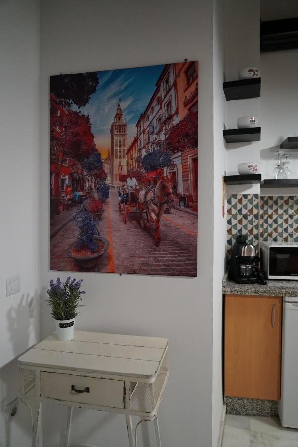 Balcon Giralda Center & Sweet Apartment Sevilla Bagian luar foto